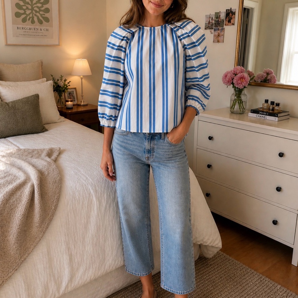 H&M Blue & White Striped Puff Sleeve Blouse Cottagecore Women’s Chic Top Size 8 - Picture 3 of 4